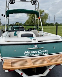 1998 MasterCraft ProStar 205 – LOW Hrs – Tower, Perfect Pass Speed Control