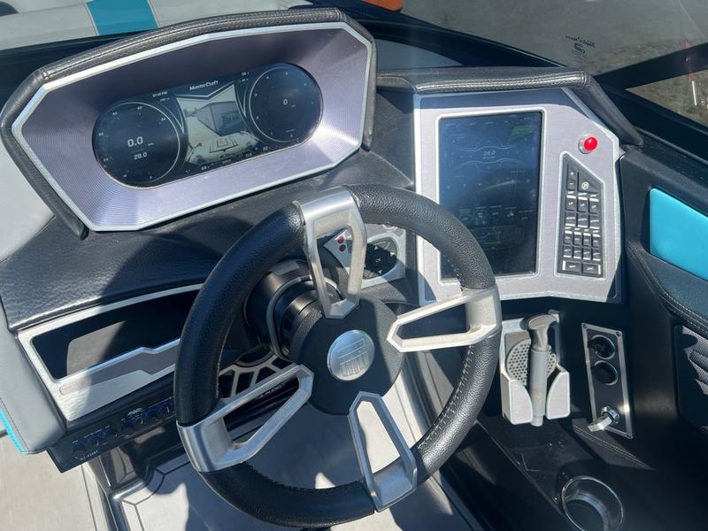 2019 MasterCraft X24