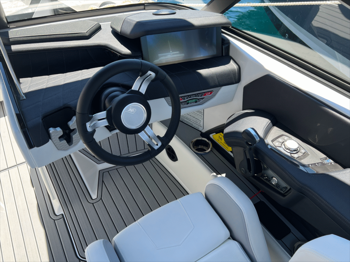 2024 Nautique G23