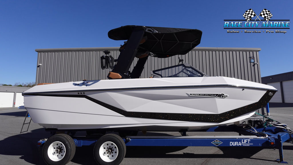 2025 Nautique G23