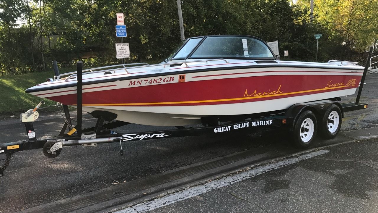 2568259