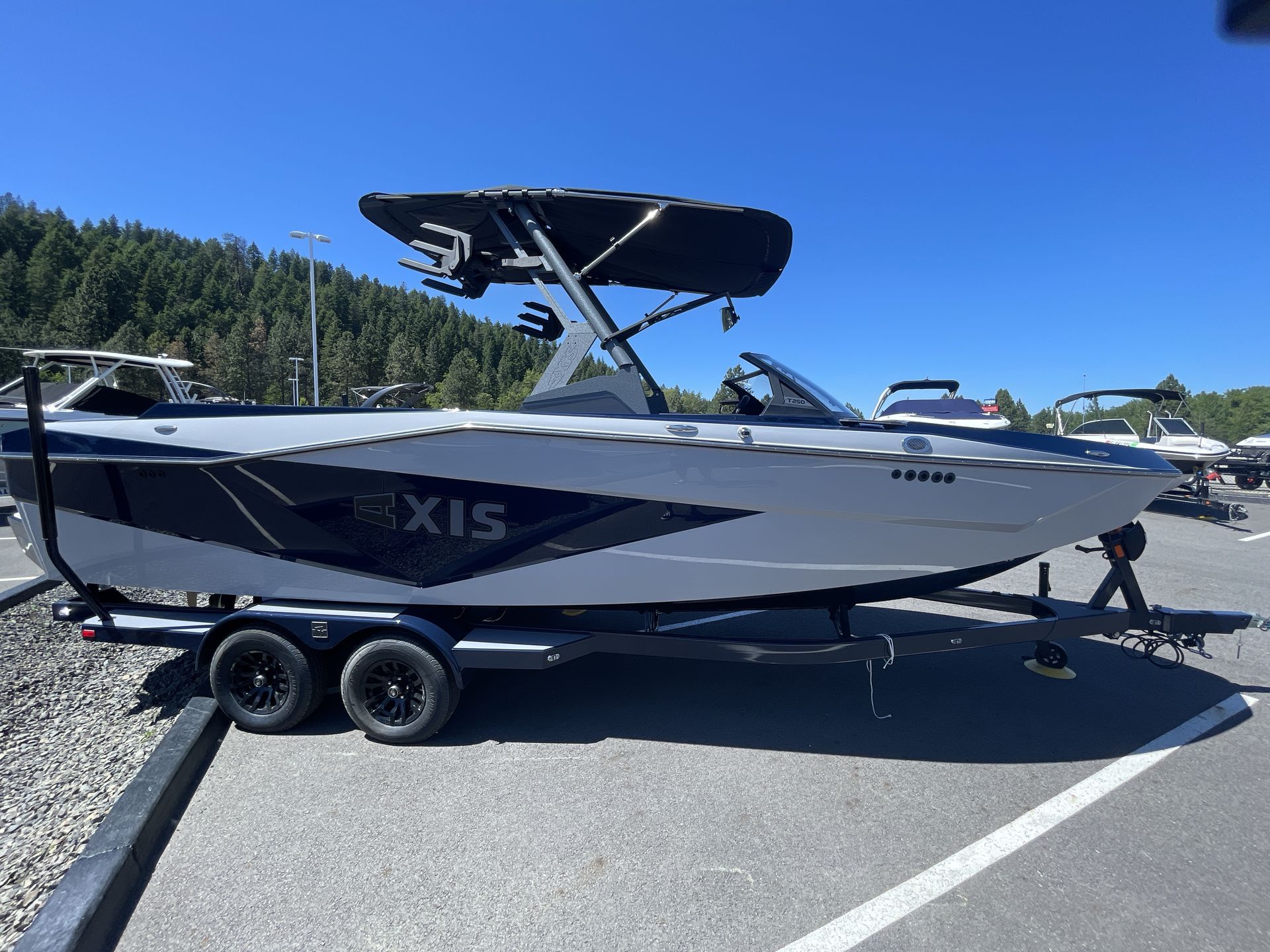boat.Title