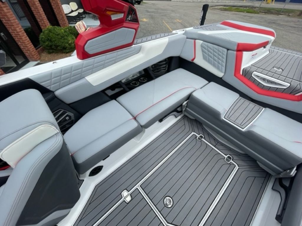 2023 Nautique Super Air Nautique G23