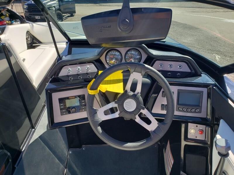 2021 MasterCraft NXT 24 Icon
