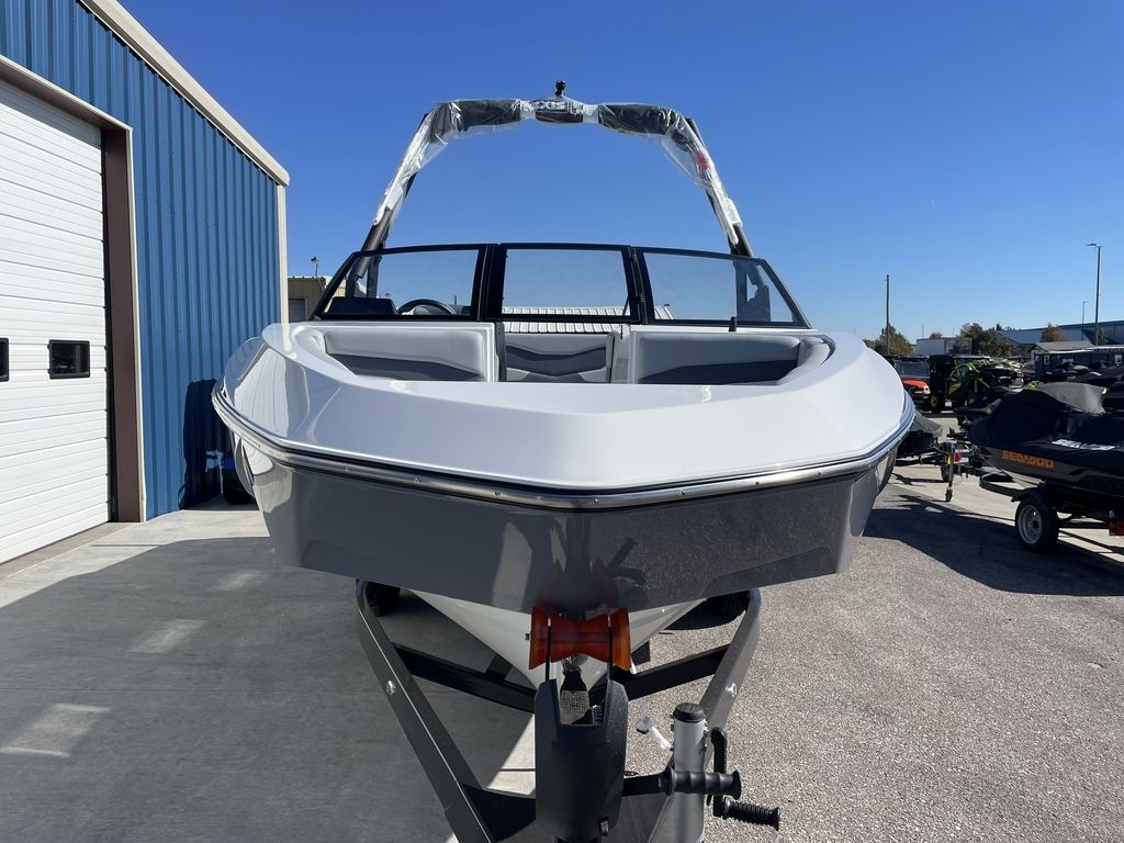 2024 Axis Wake Research T220-R