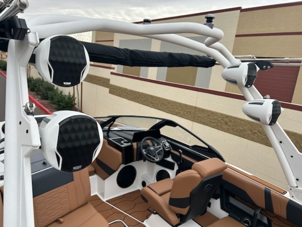 2025 Malibu Boats 22 MXZ