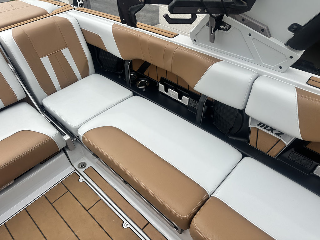 2022 Malibu Boats 24 MXZ