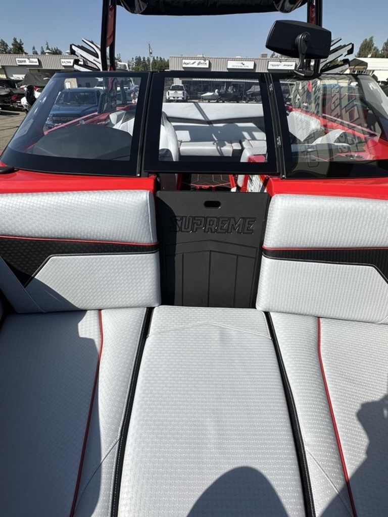 2024 supreme boats S220