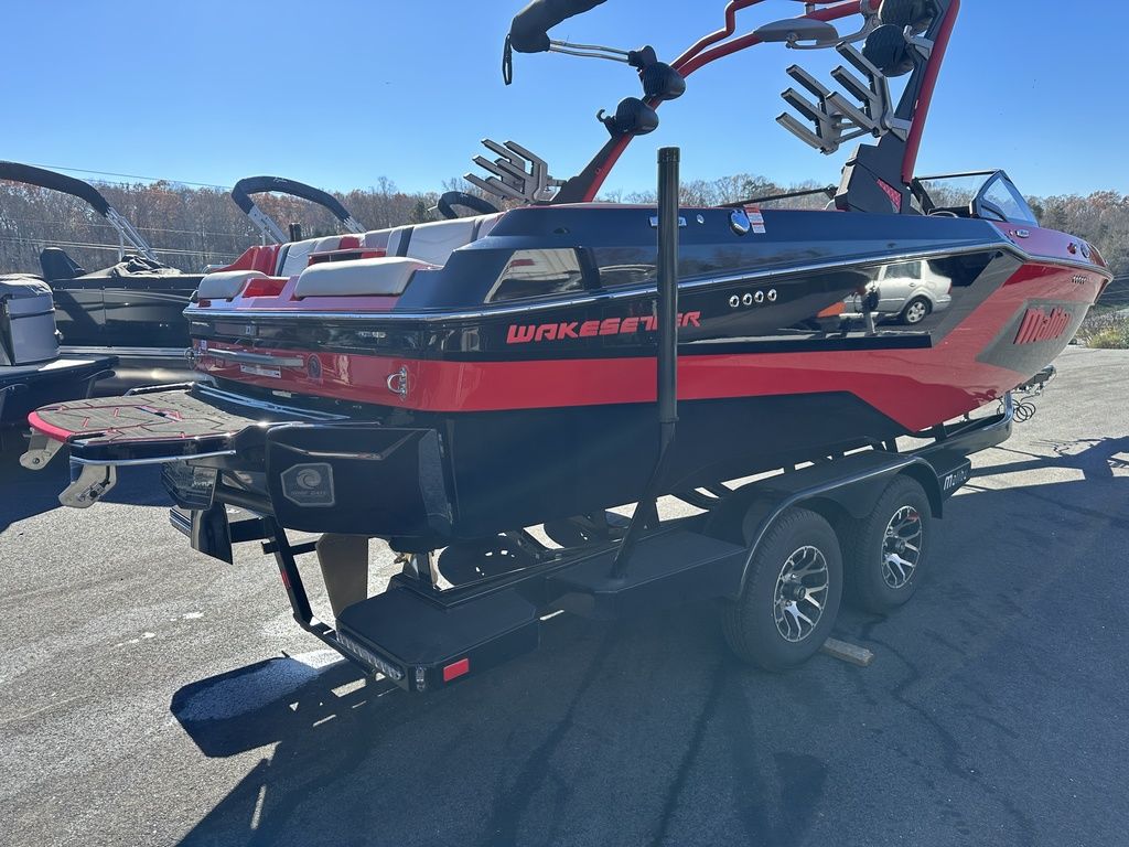 2024 Malibu Boats 23 MXZ