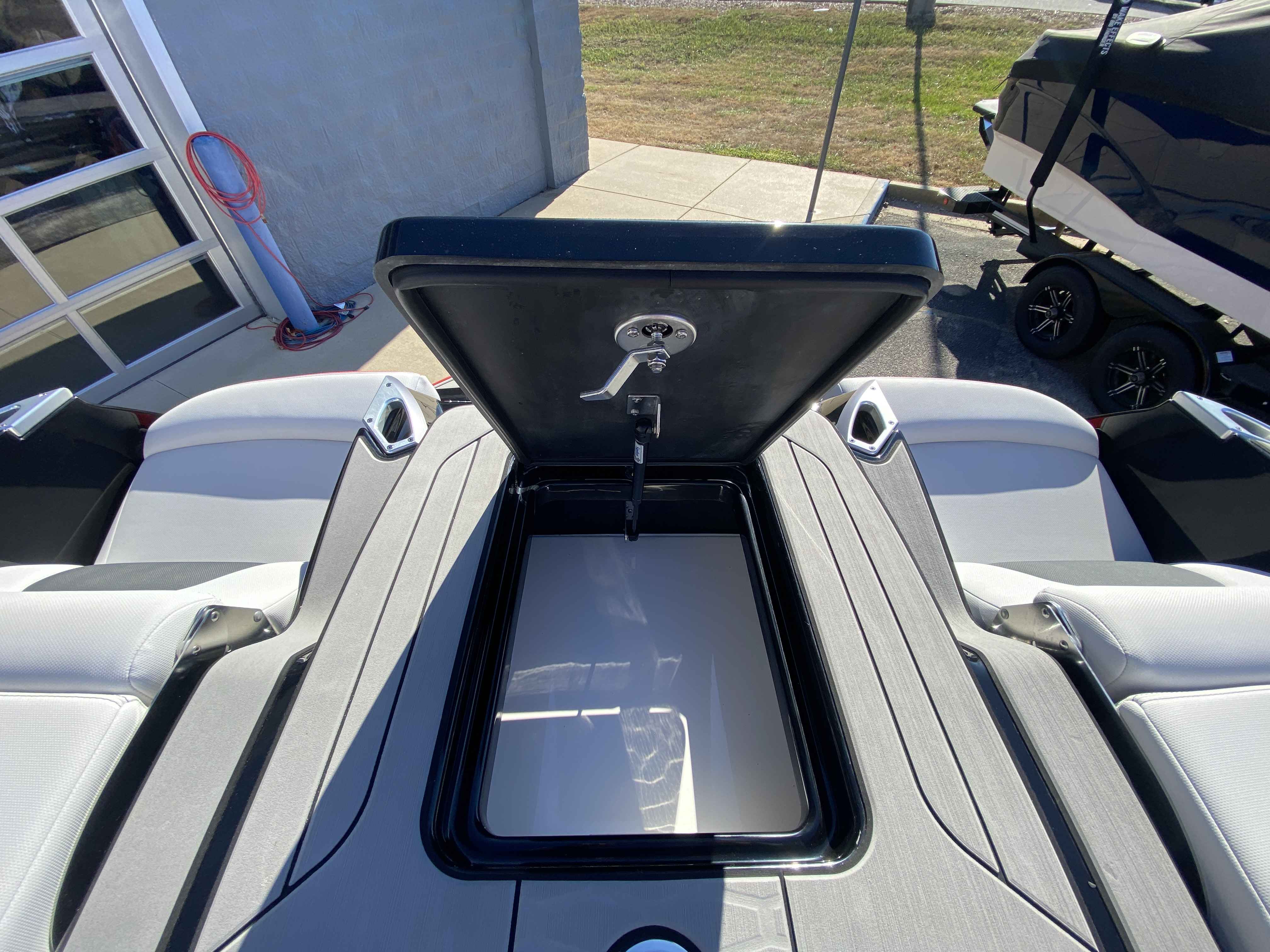 2021 MasterCraft X26