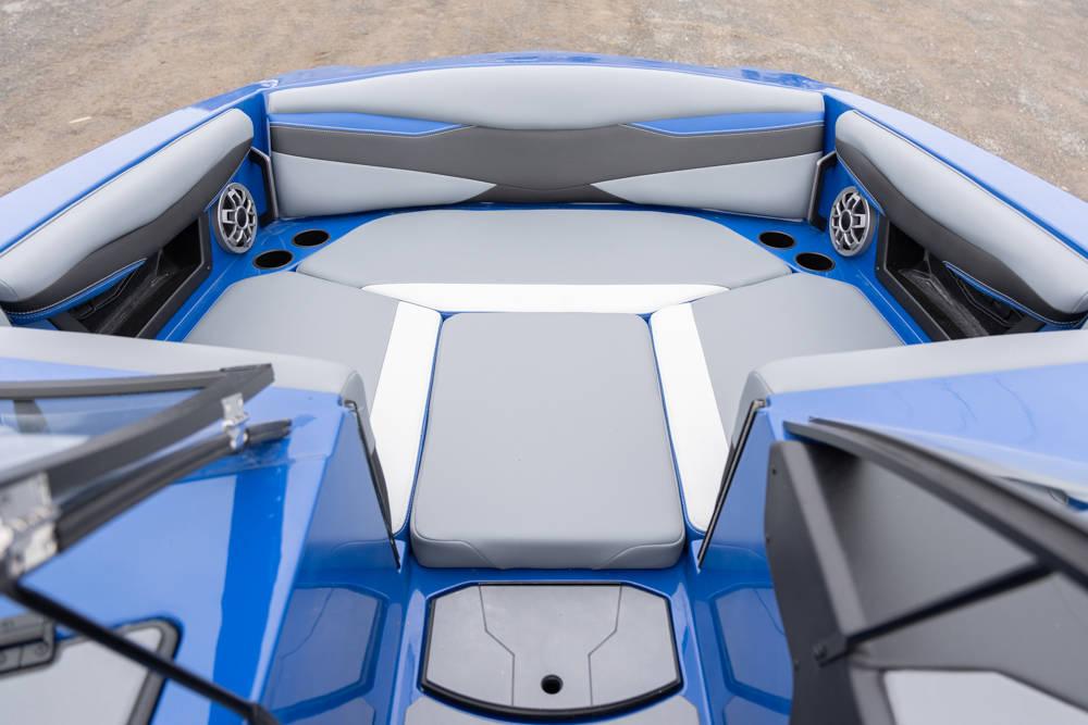 2023 Axis Wake Research A225