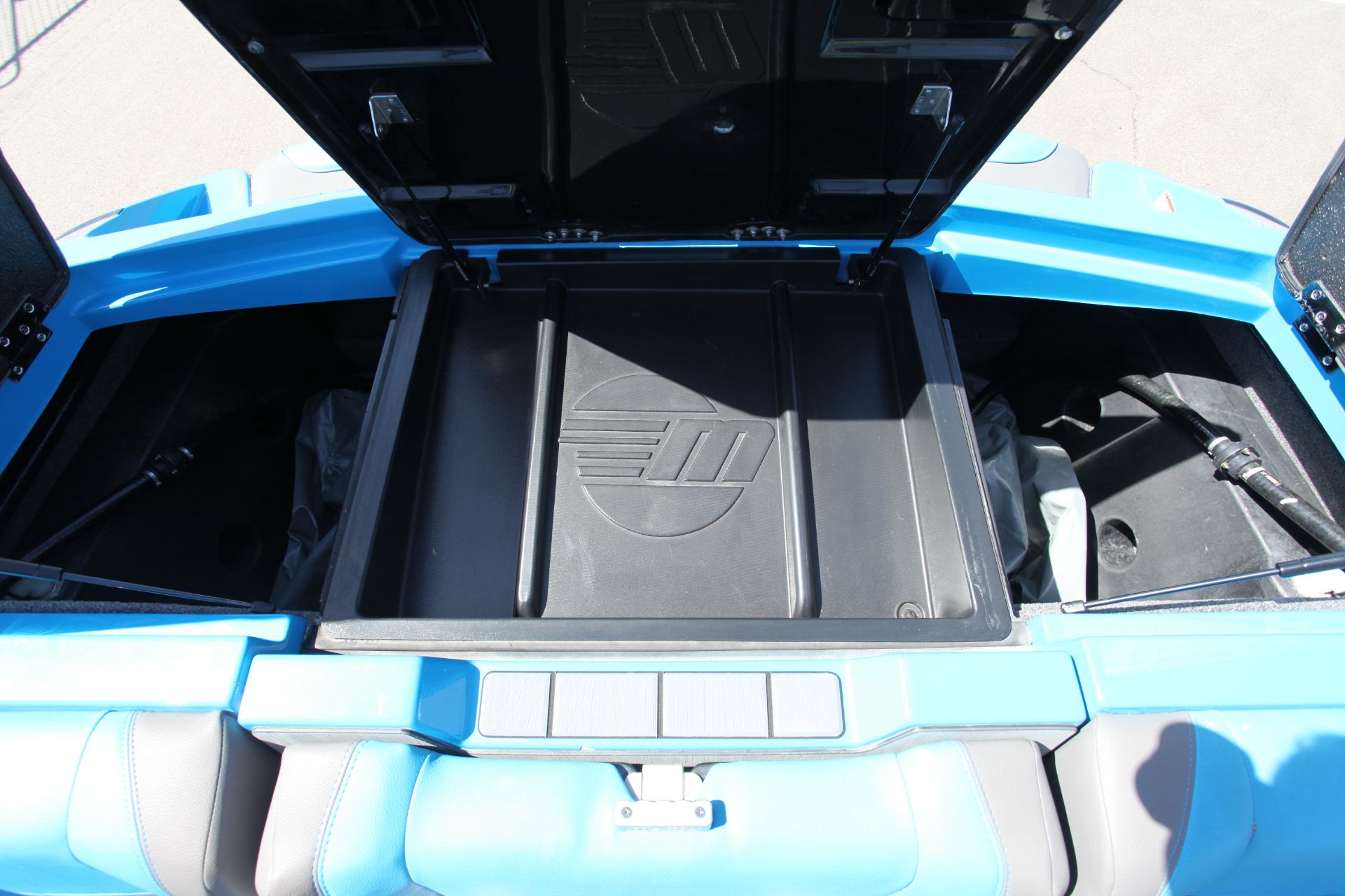  Malibu Wakesetter 23 MXZ