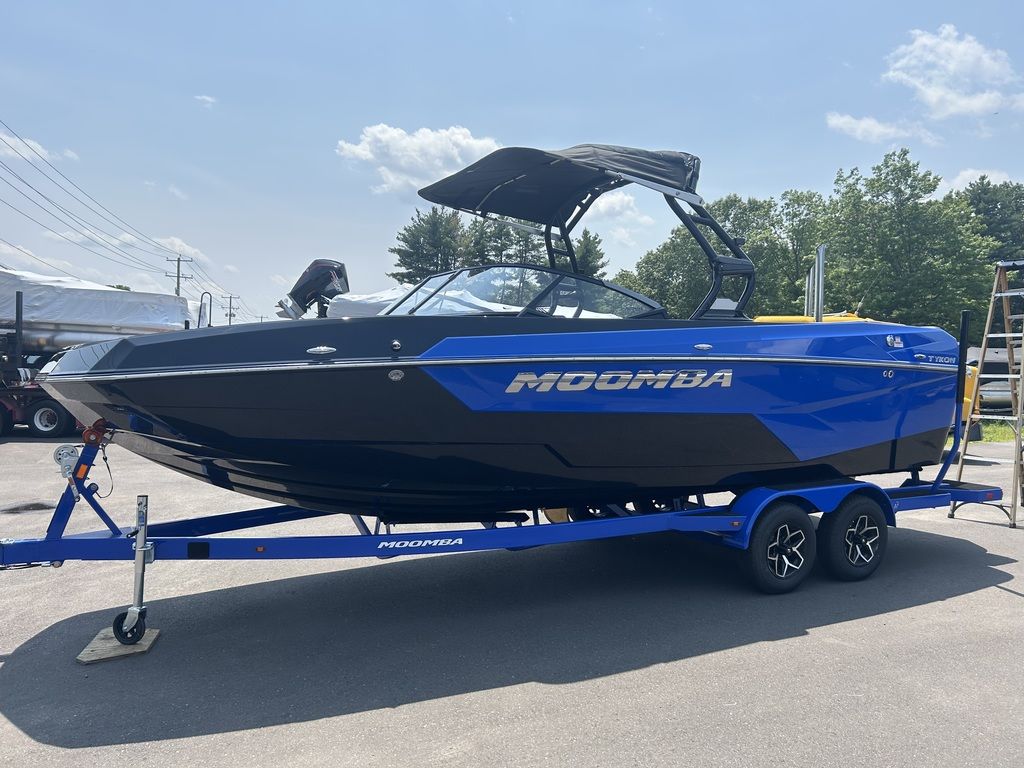 2025 MOOMBA Tykon