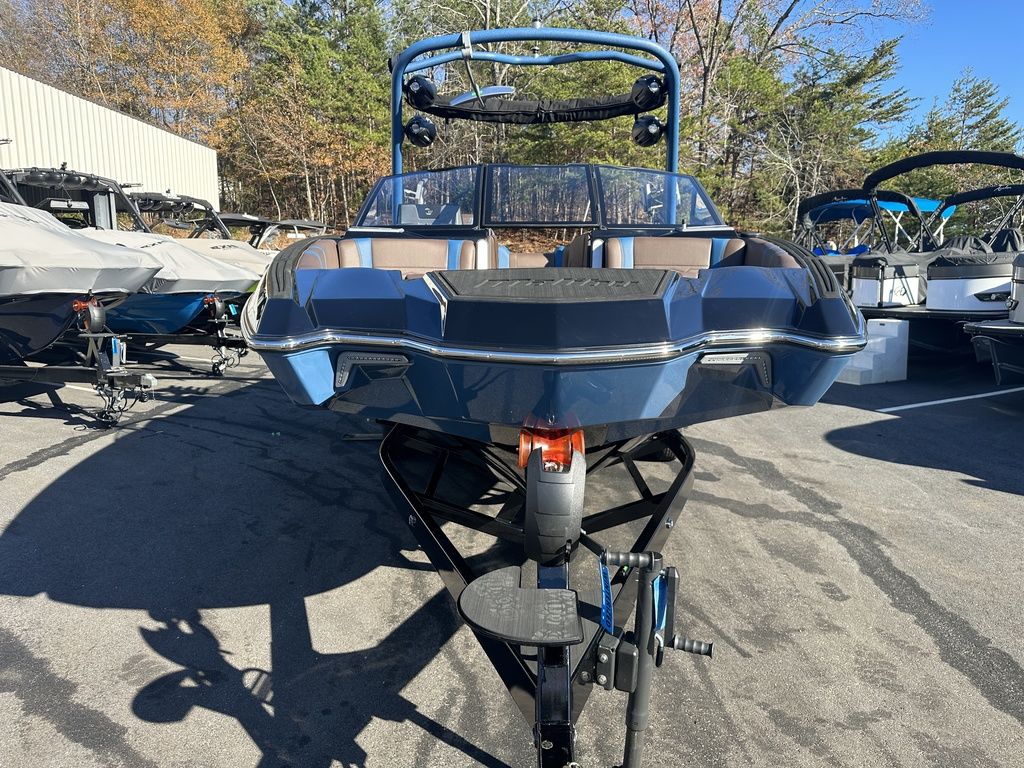 2024 Malibu Boats 23 MXZ