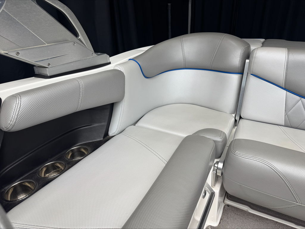 2015 MasterCraft X20