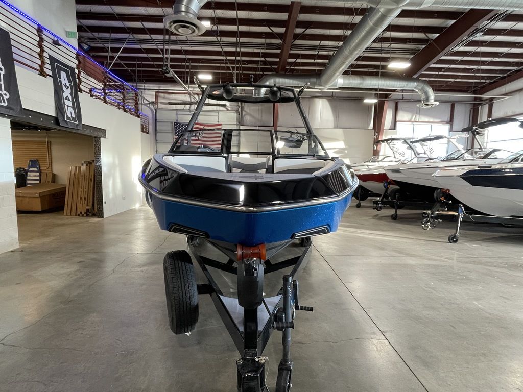 2025 Axis Wake Research T220