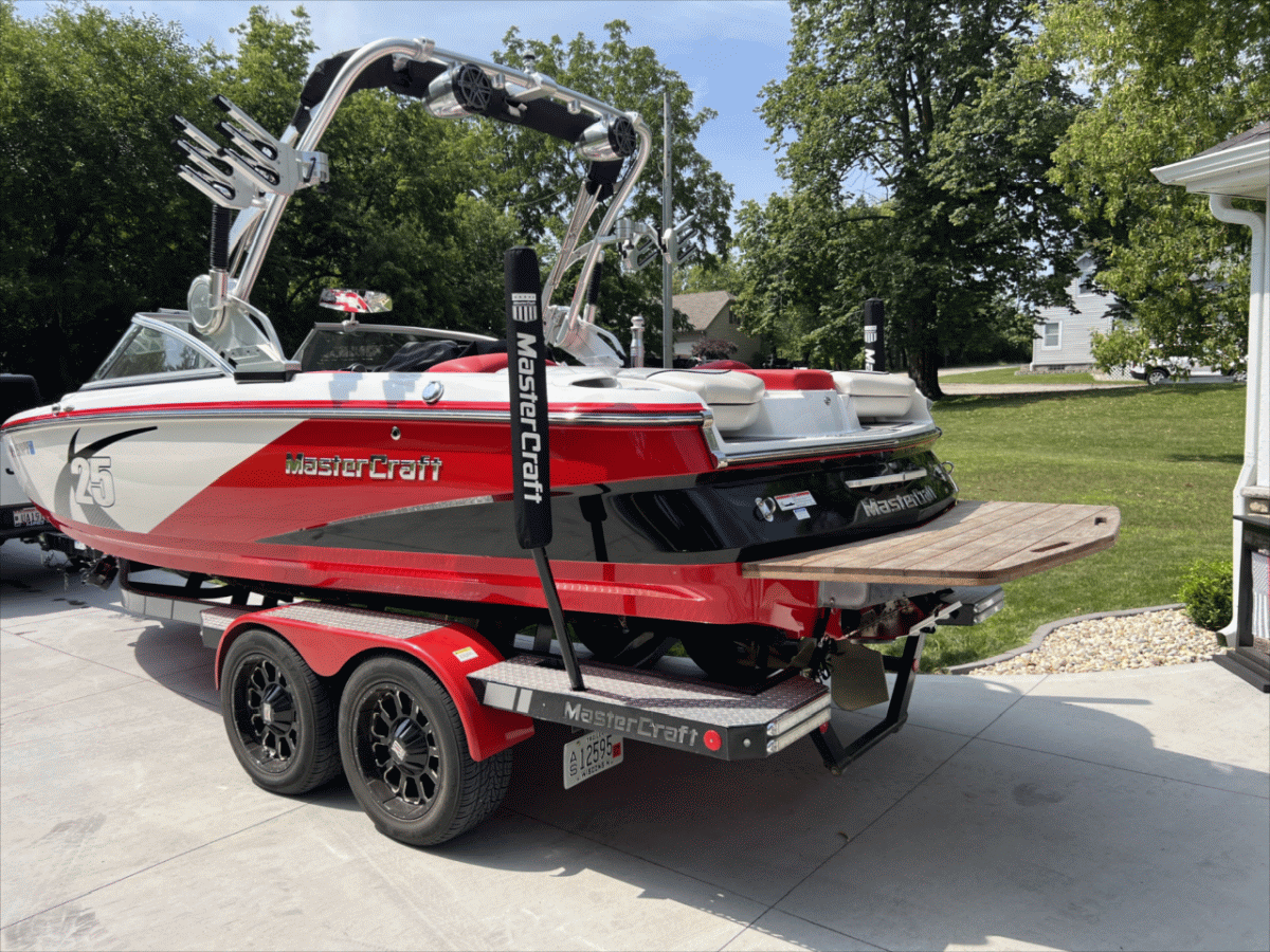 boat.Title