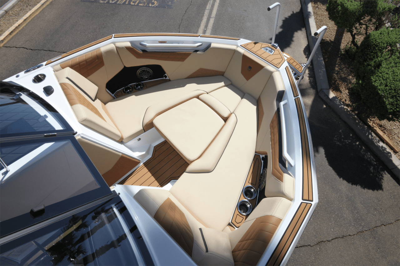 2025 Super Air Nautique S23 &#8220;Centennial Edition&#8221;