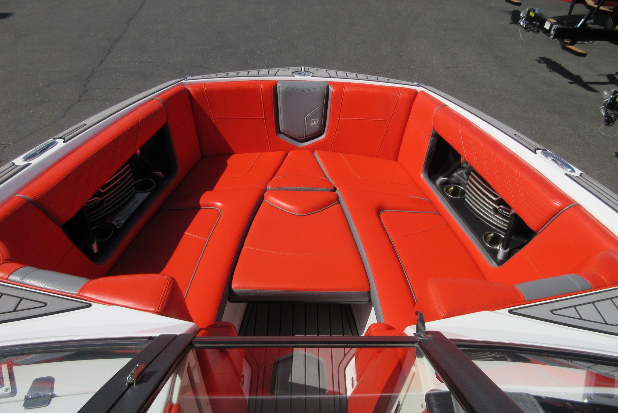 2018 Nautique Super Air G23