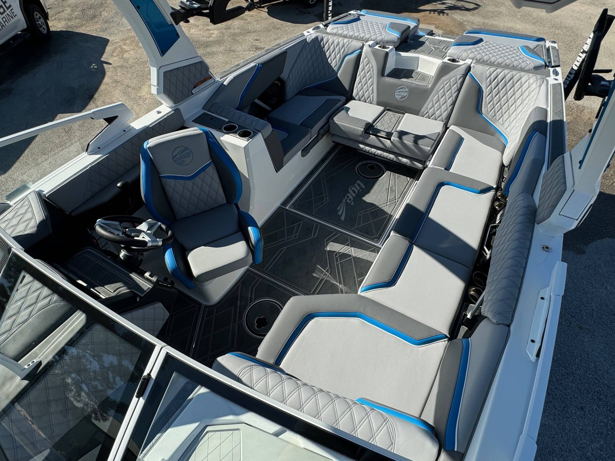 2025 Tige 24RZX Icon