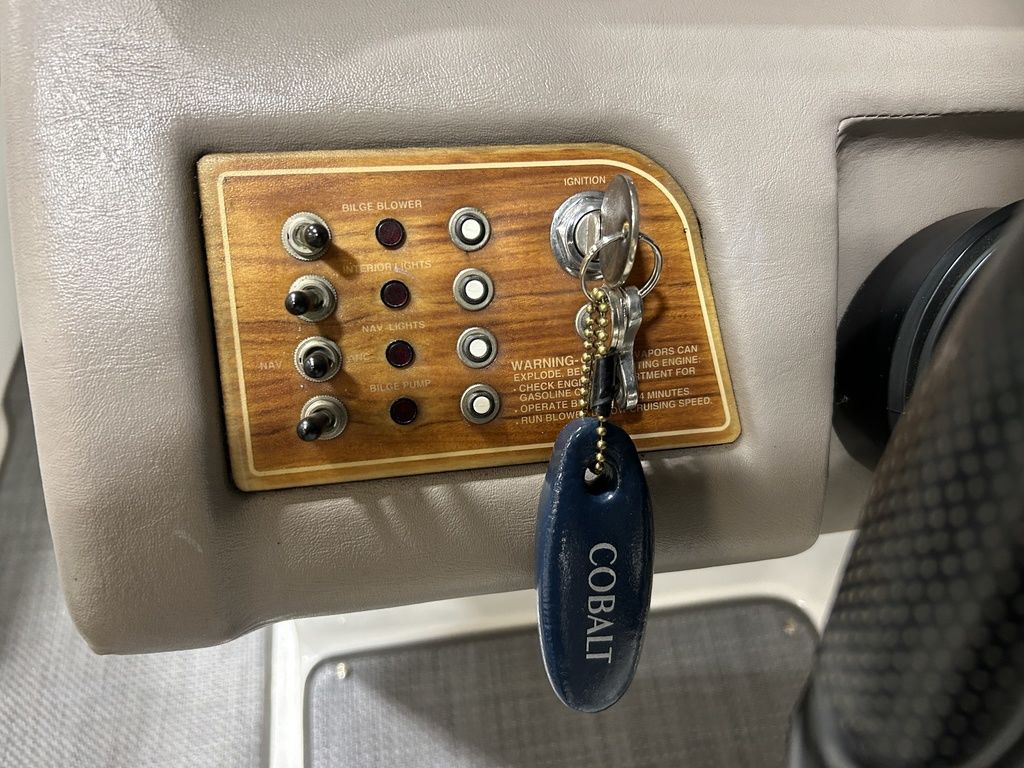 2003 Cobalt Boats 226 Icon