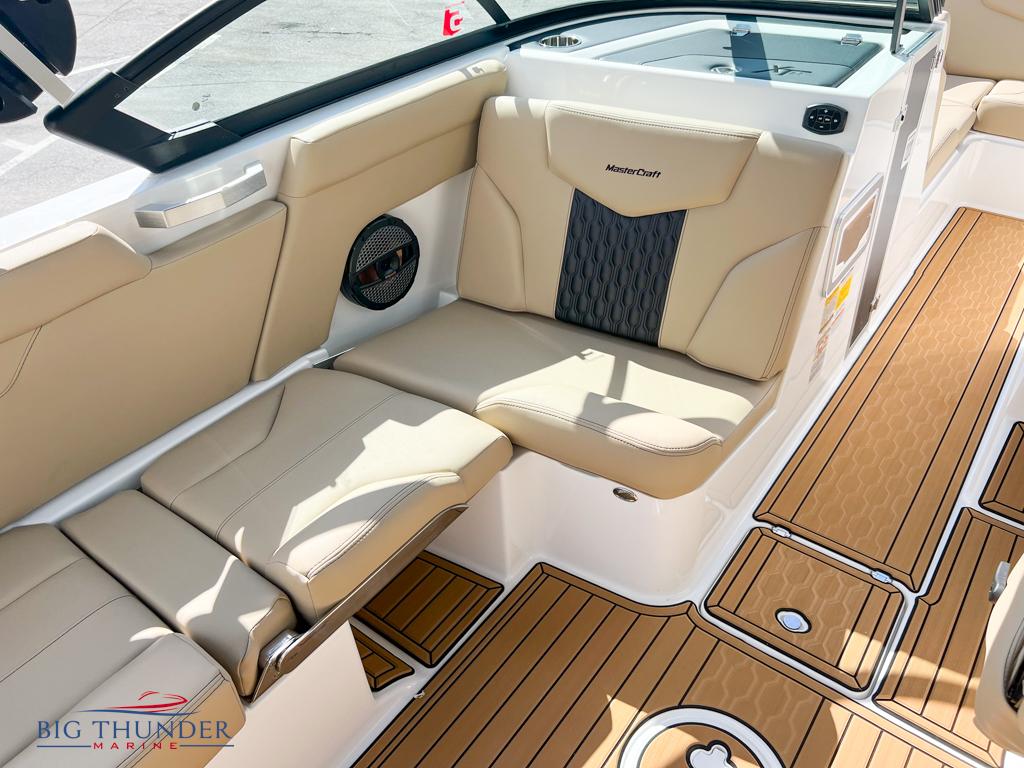 2023 Mastercraft XT24