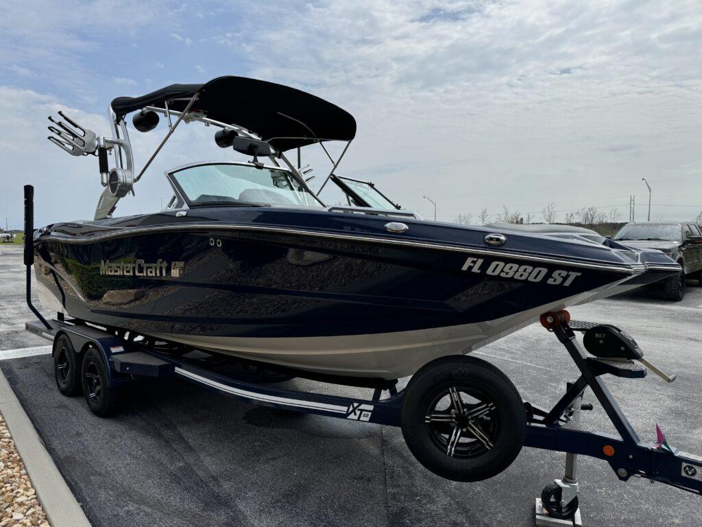 2020 MasterCraft XT22