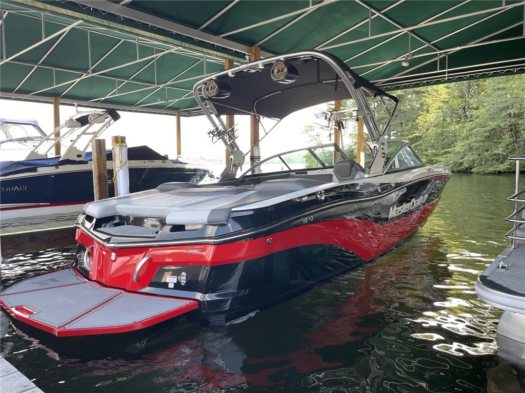 boat.Title