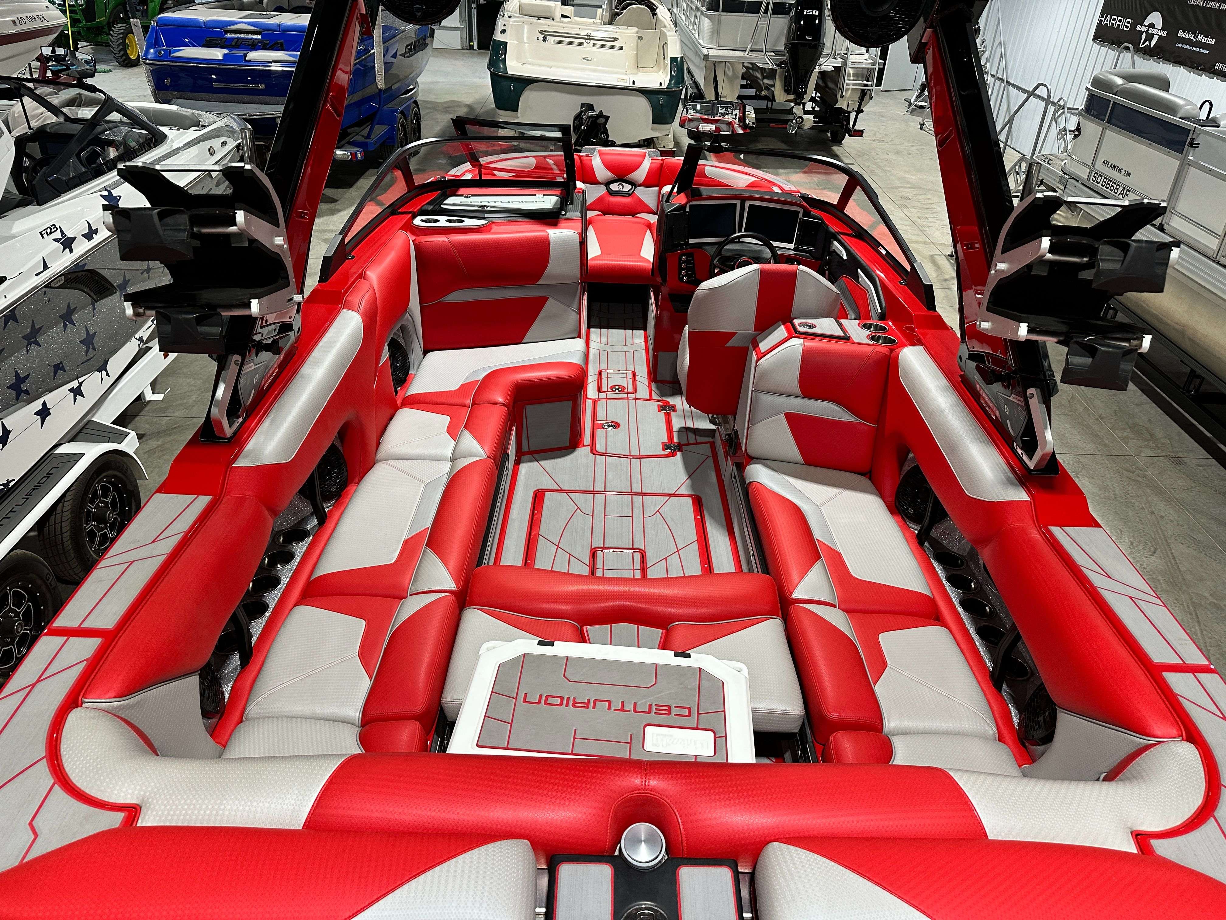 2022 Centurion Ri245 - Includes Thruster