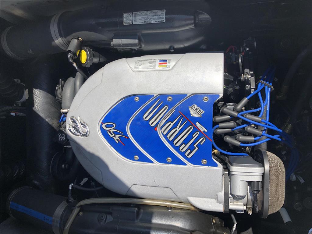 2012 Epic 21v Surf Boat