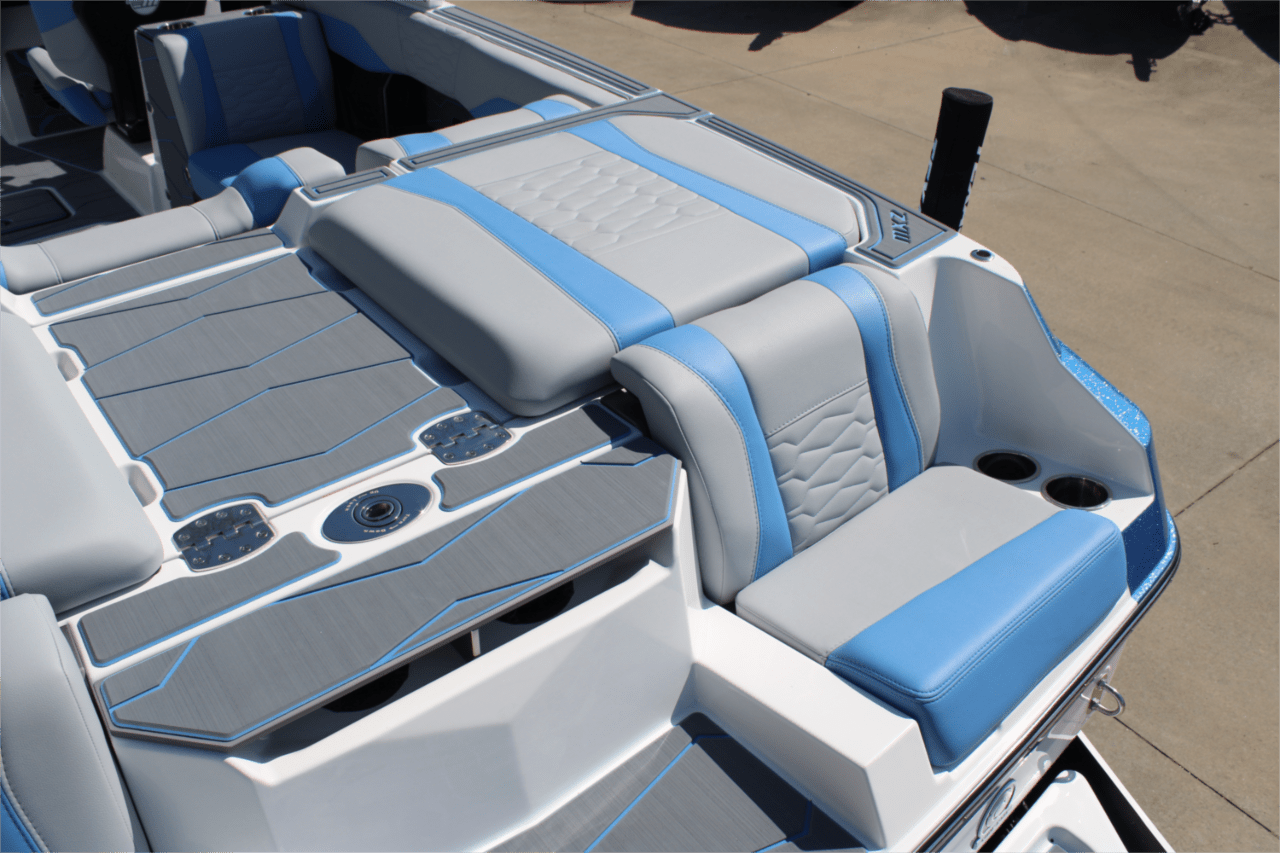 2025 Malibu 24 MXZ