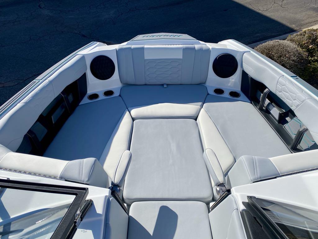 2025 Malibu Wakesetter 24 MXZ
