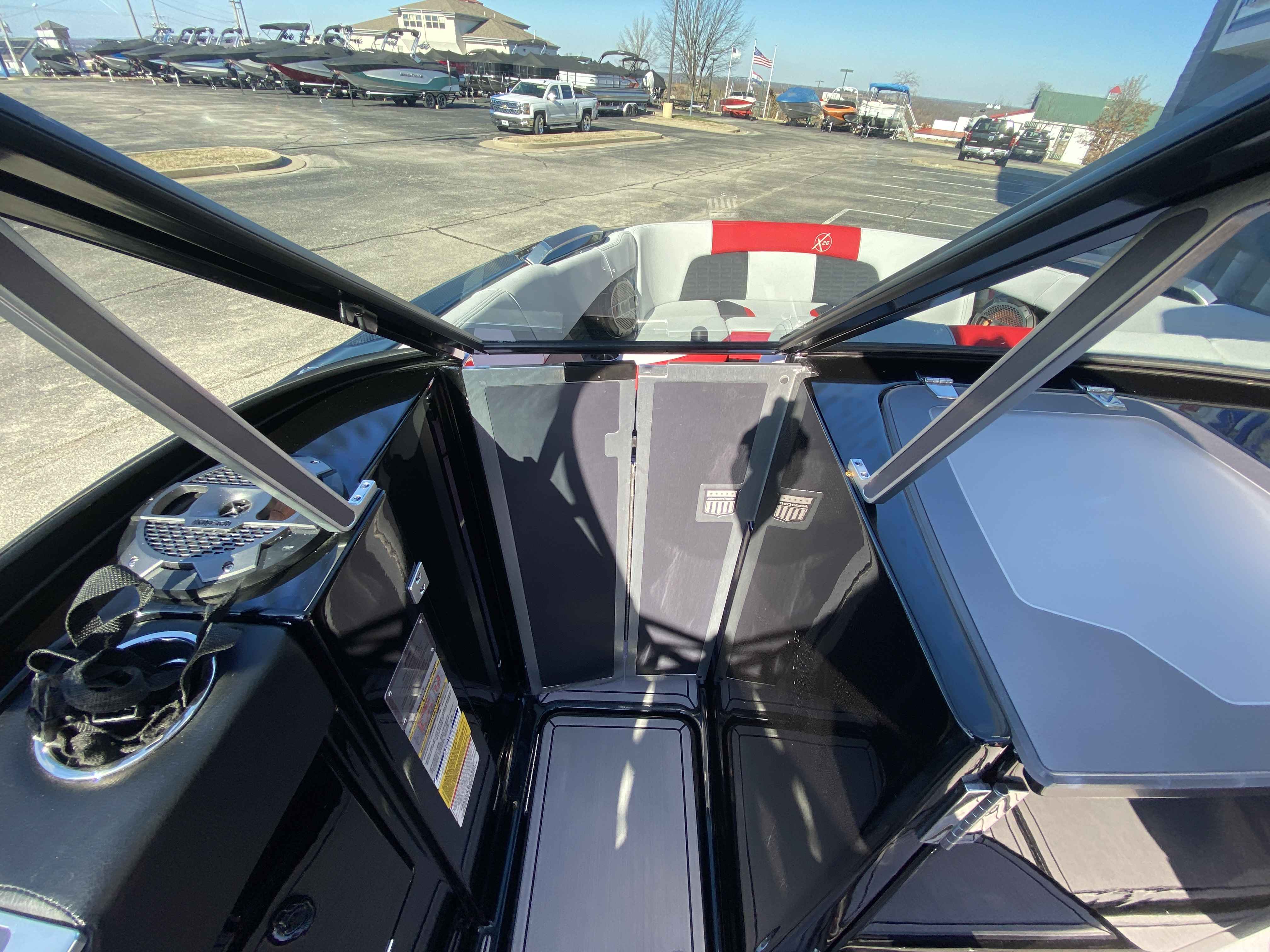 2021 MasterCraft X26