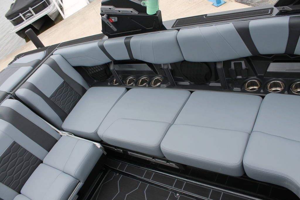 2025 Malibu Boats 23 MXZ