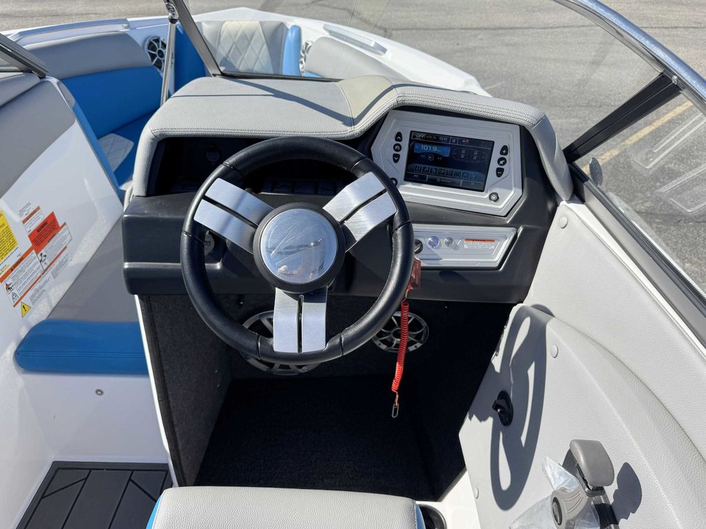 2019 Tige R21