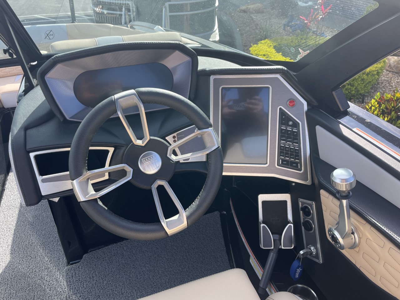2023 MasterCraft X24