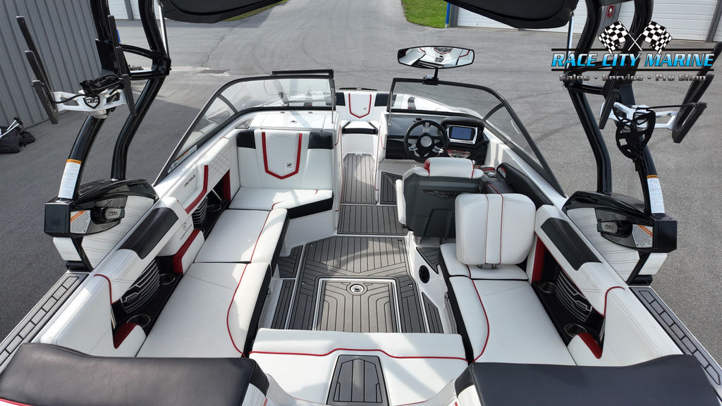 2016 Nautique G21