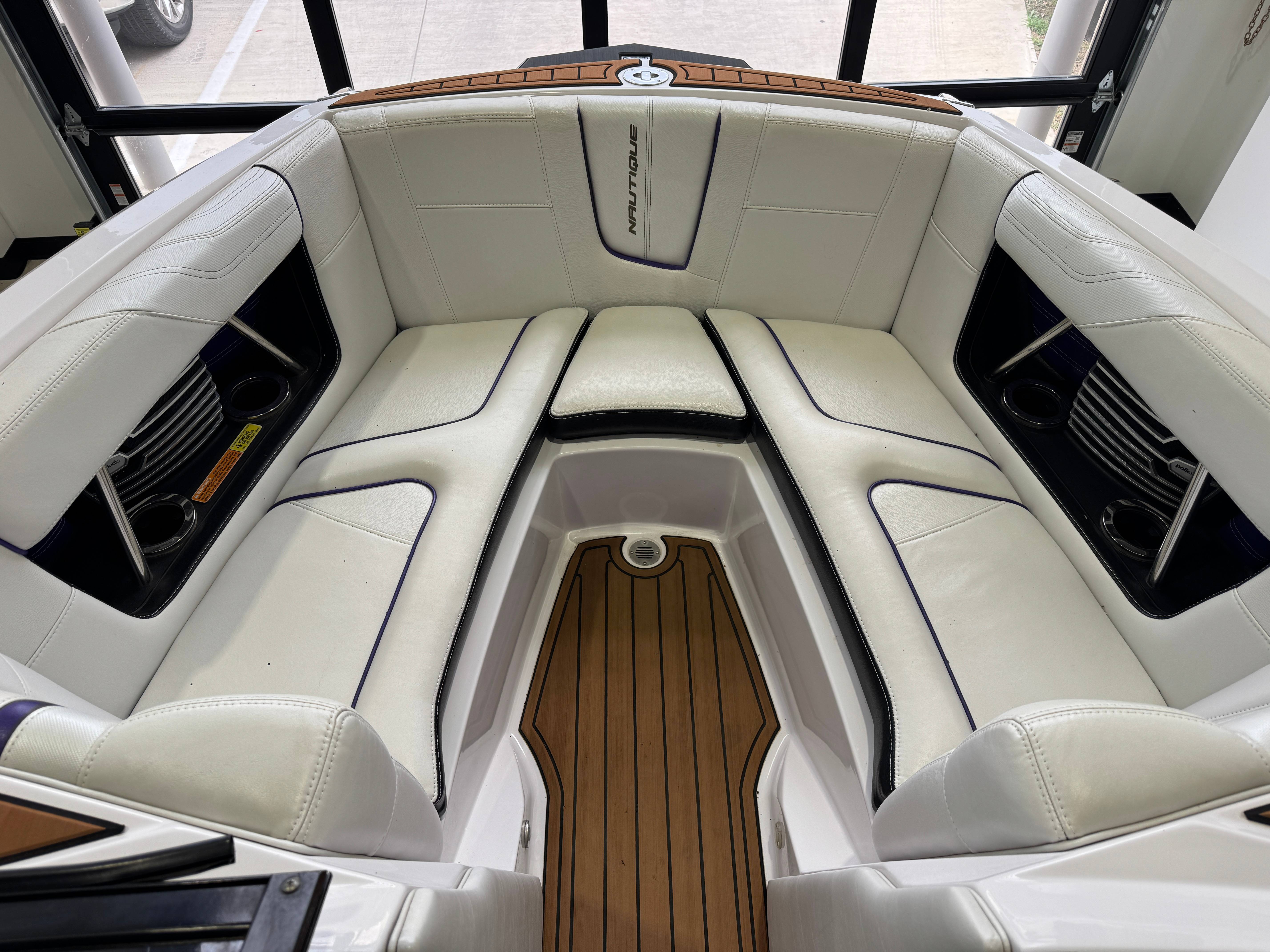 2014 Nautique Super Air Nautique G21