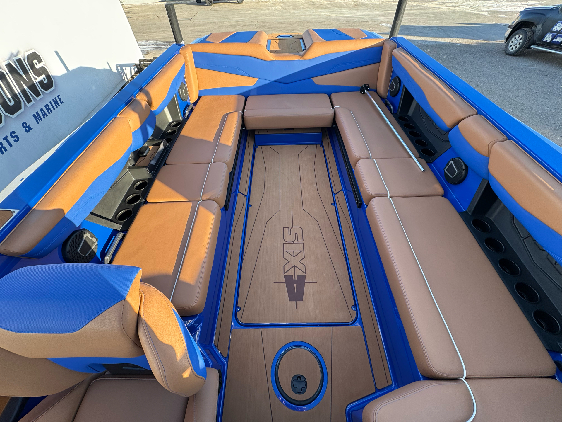  Axis T250