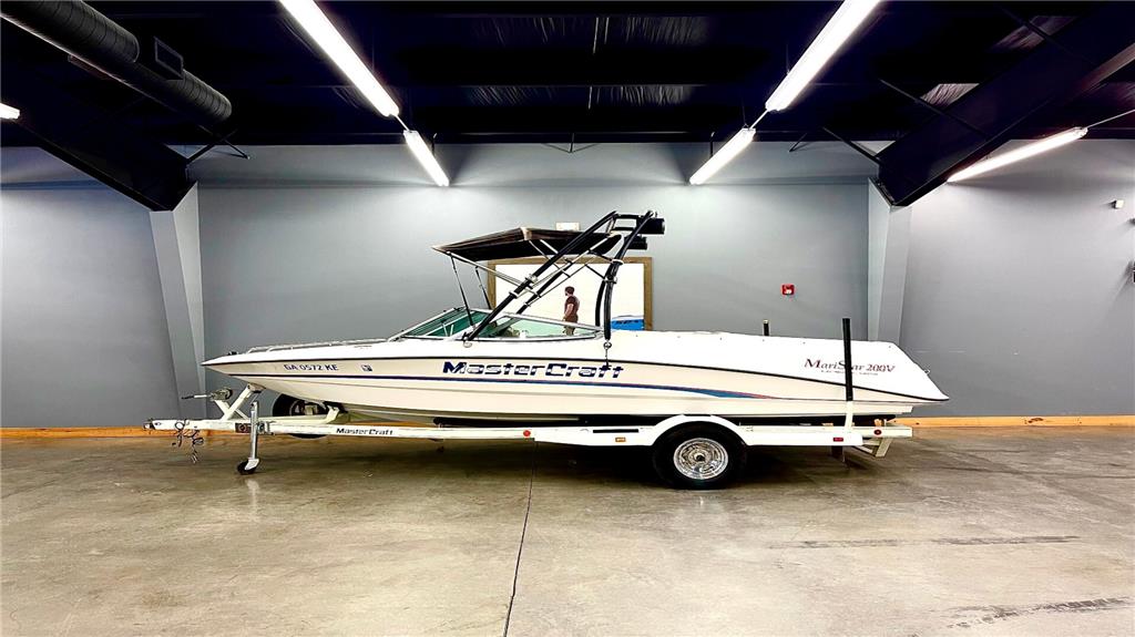 1995 MasterCraft Maristar 200 V