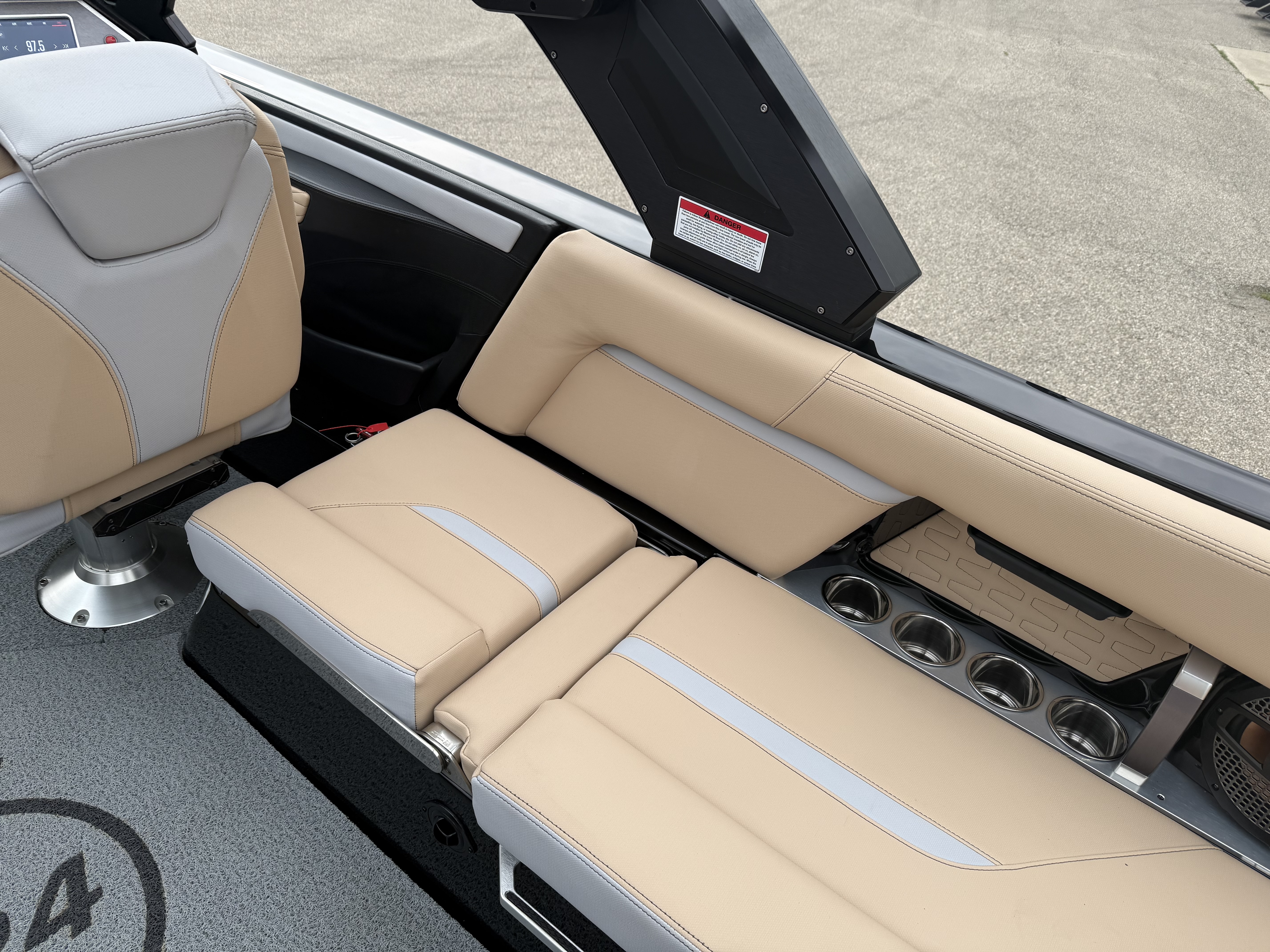 2023 MasterCraft X24