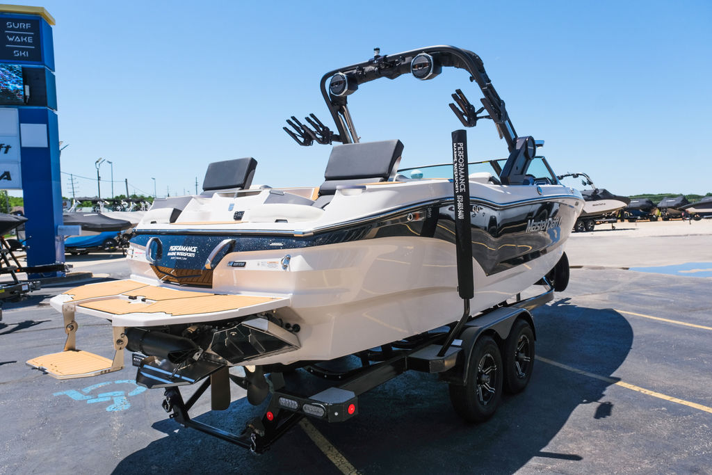 2023 MasterCraft X24 NEW DEALER DEMO  Icon