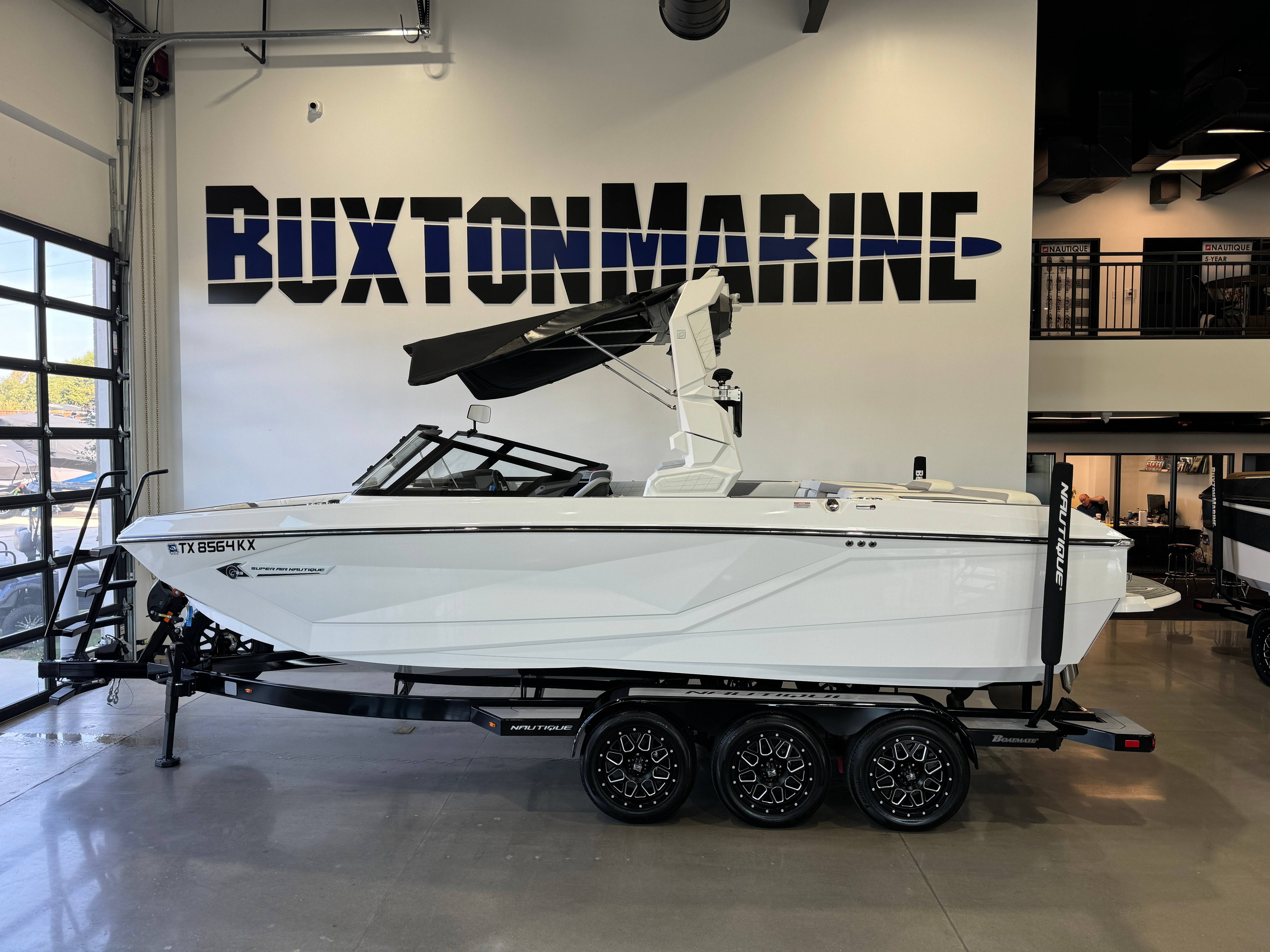 boat.Title