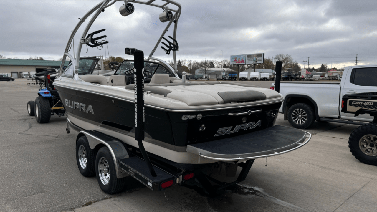 boat.Title
