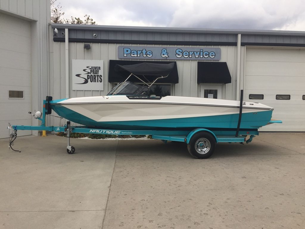 boat.Title