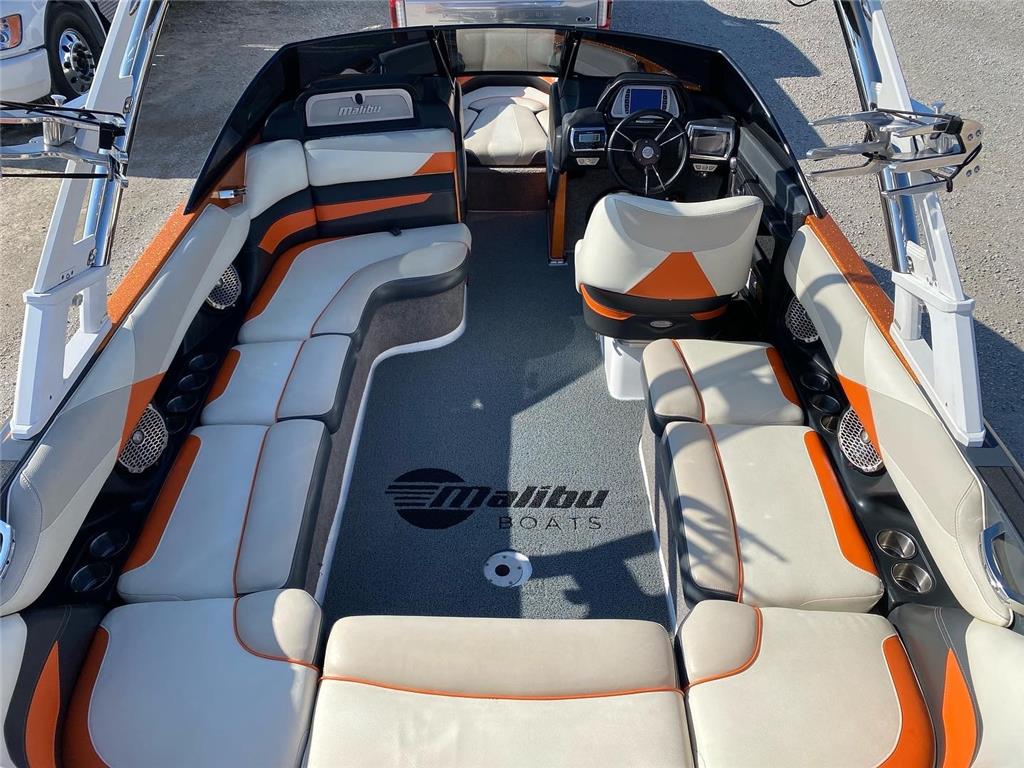 2014  Malibu Wakesetter  23LSV Icon
