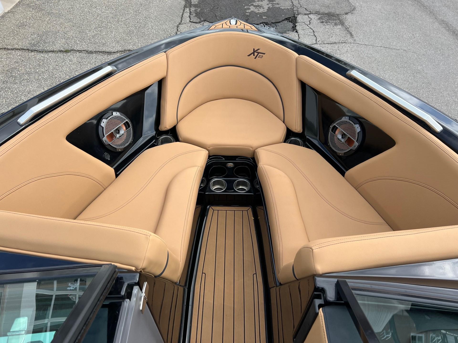 2021 MasterCraft XT23