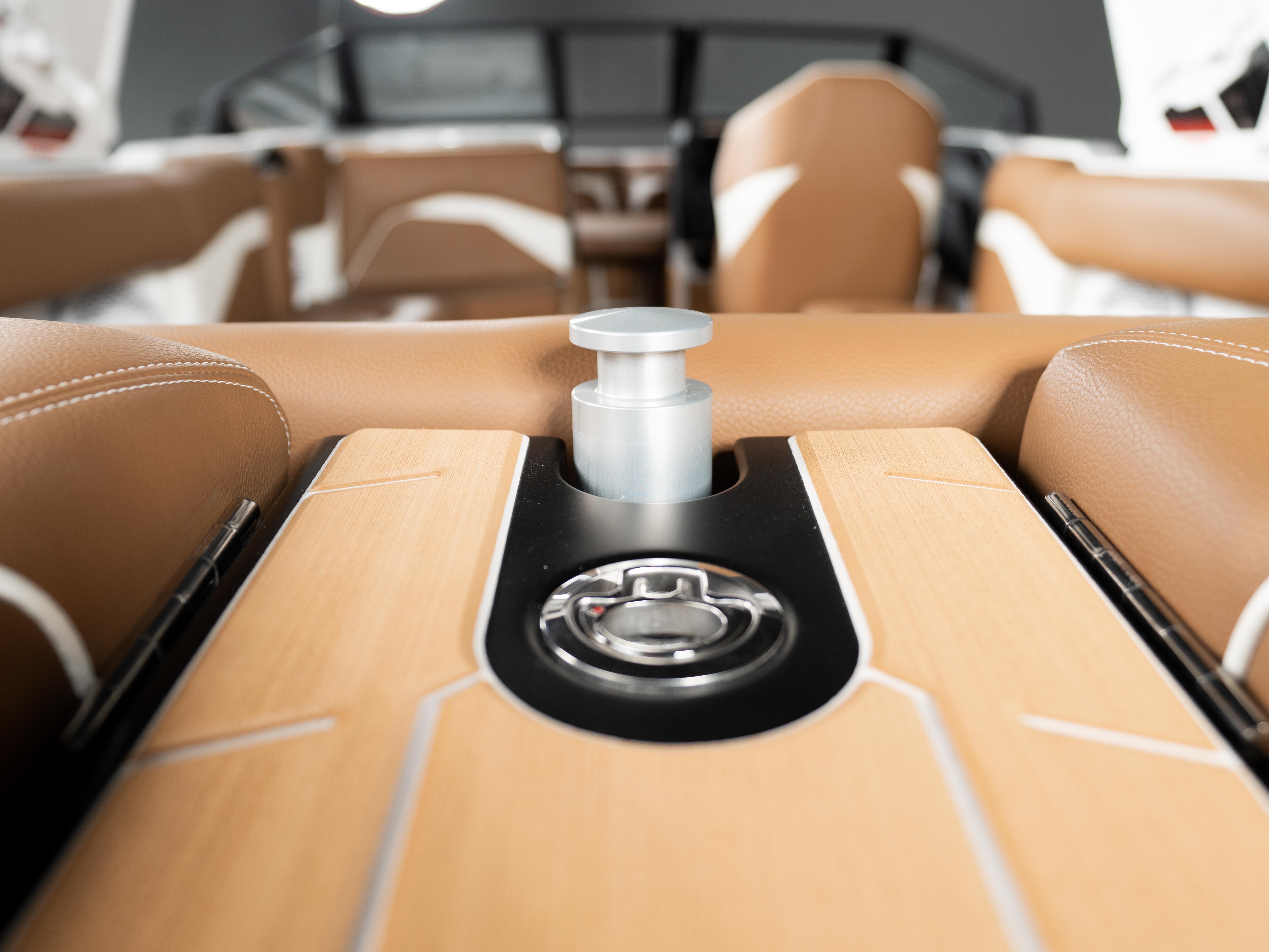 2025 Centurion Fe25 &#8211; All White Icon
