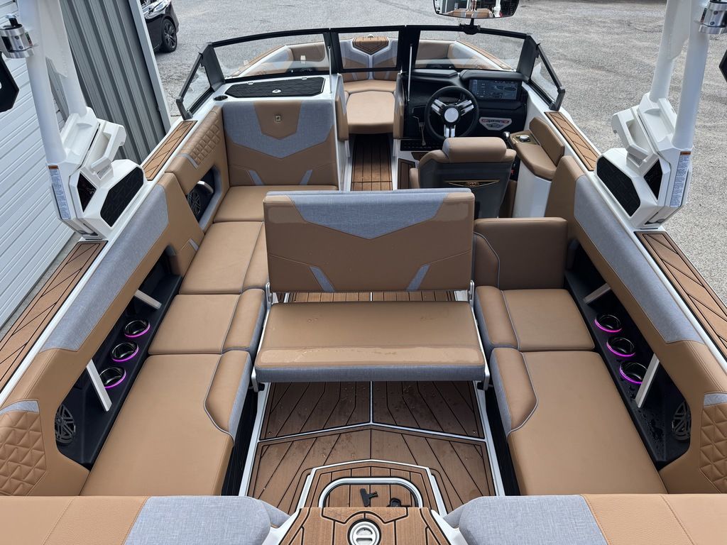 2025 Nautique Super Air Nautique GS22