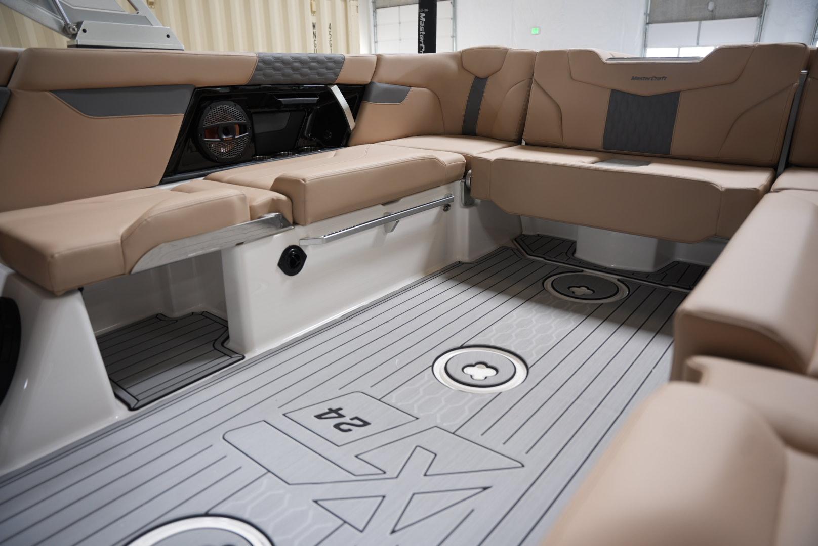 2025 MasterCraft XT24 - New Arrival! Icon